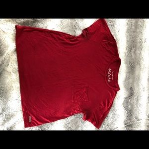 Short sleeve red shirt